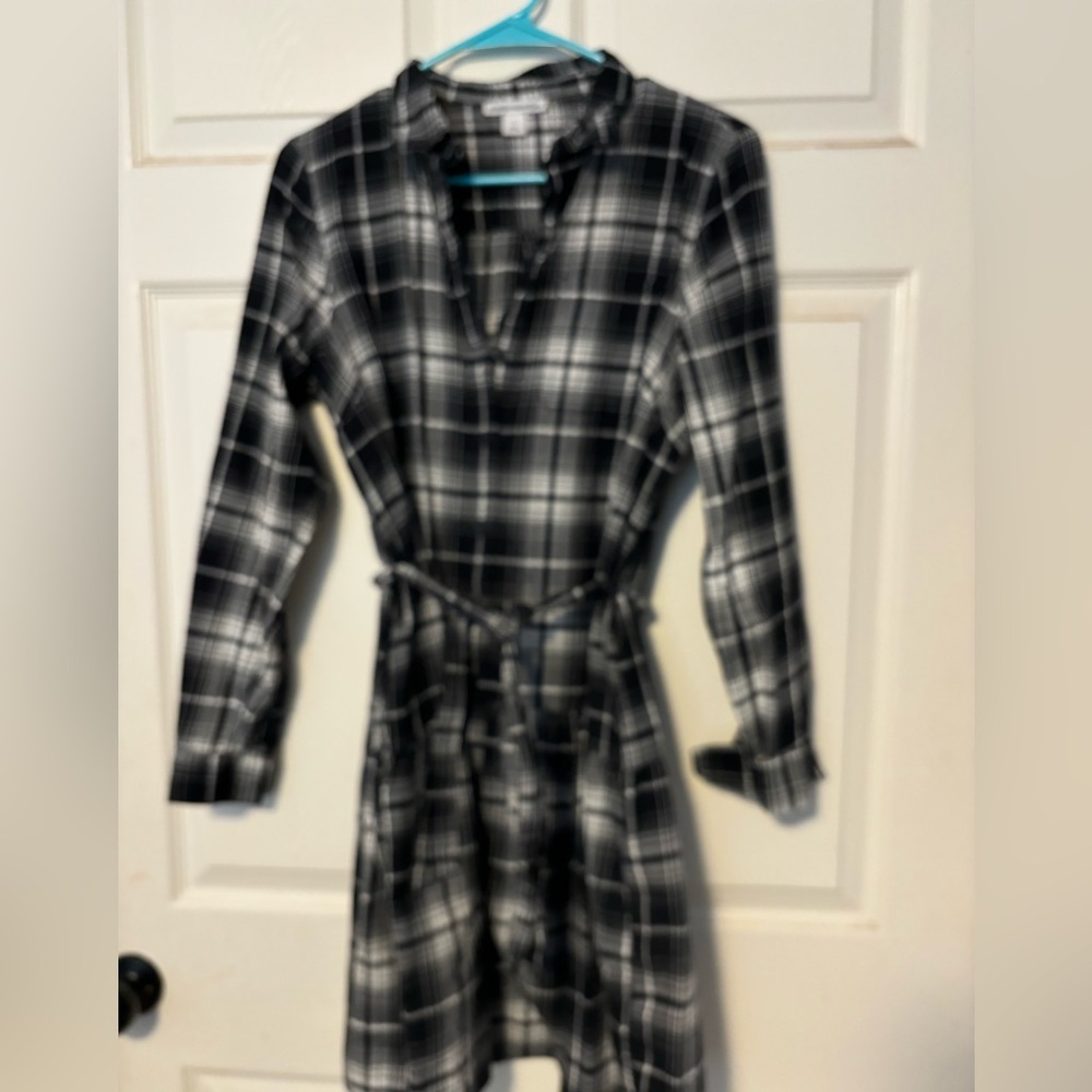 Black and white cute belted dress